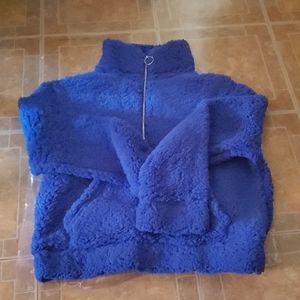 Fashionnova warming me up sherpa pullover royal XL